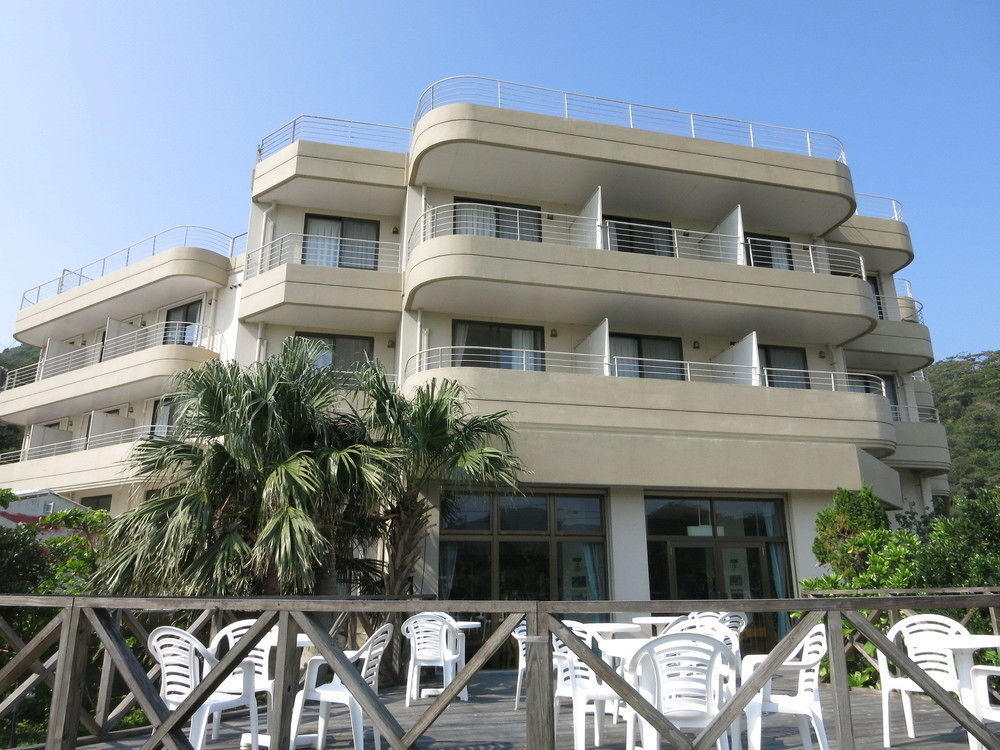 Kerama Beach Hotel Zamami Extérieur photo